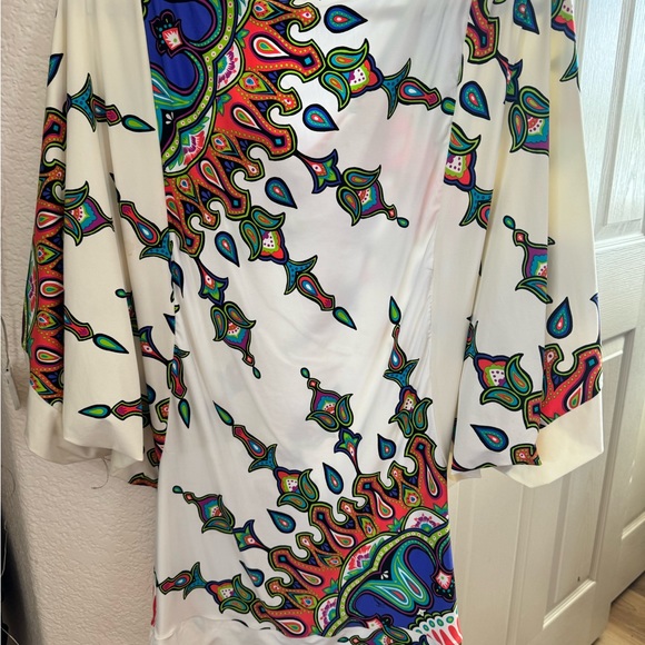 Trina Turk cover up - Picture 7 of 8